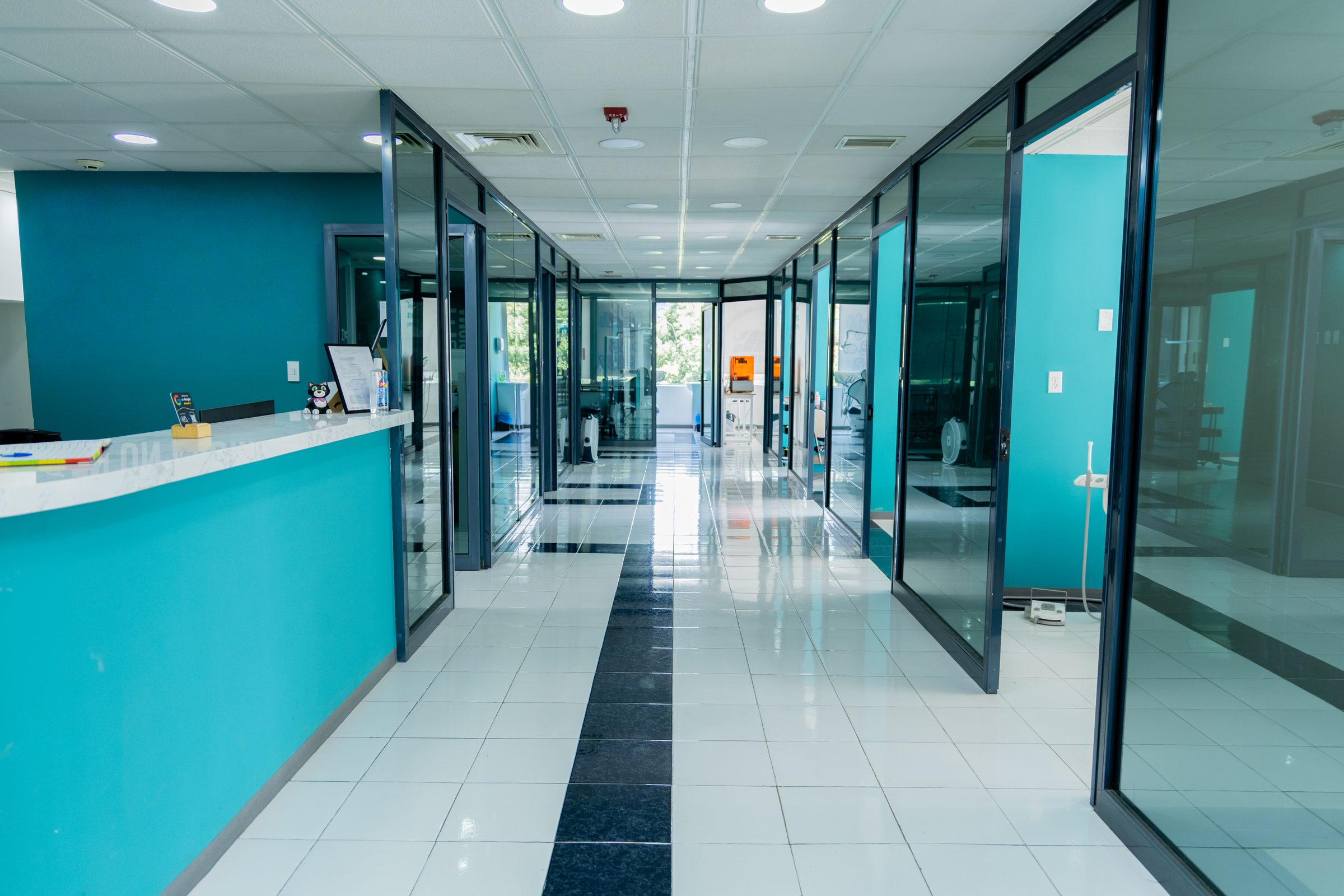 Recepción de la Clínica Dental de Especialidades Odontológicas